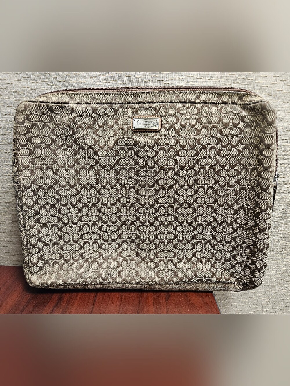 Coach Signature Jacquard Tan Laptop Computer Laptop Sleeve Case Bag 14 x 12"